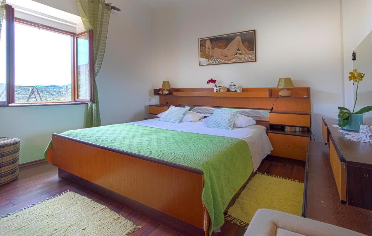 Awesome Home In Zaglav With Wifi Buitenkant foto